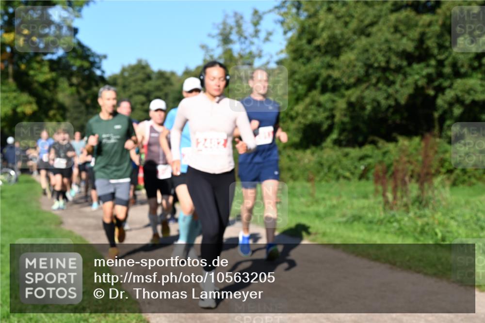 27.09.2026 - 35. Volkslauf durch das schöne Alstertal Dr. Thomas Lammeyer http://msf.ph/oto/10563205 27.09.2026 10:26:12 Laufen 12482 meine-sportfotos.de