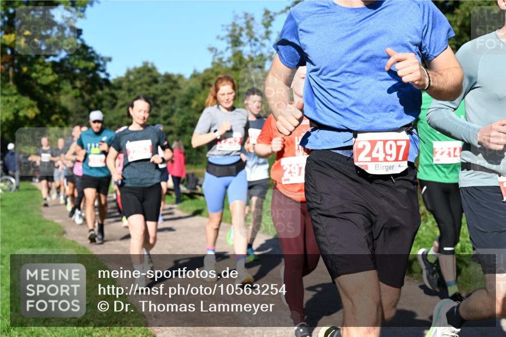 27.09.2026 - 35. Volkslauf durch das schöne Alstertal Dr. Thomas Lammeyer http://msf.ph/oto/10563254 27.09.2026 10:26:21 Laufen 297, 2497, 2214 meine-sportfotos.de