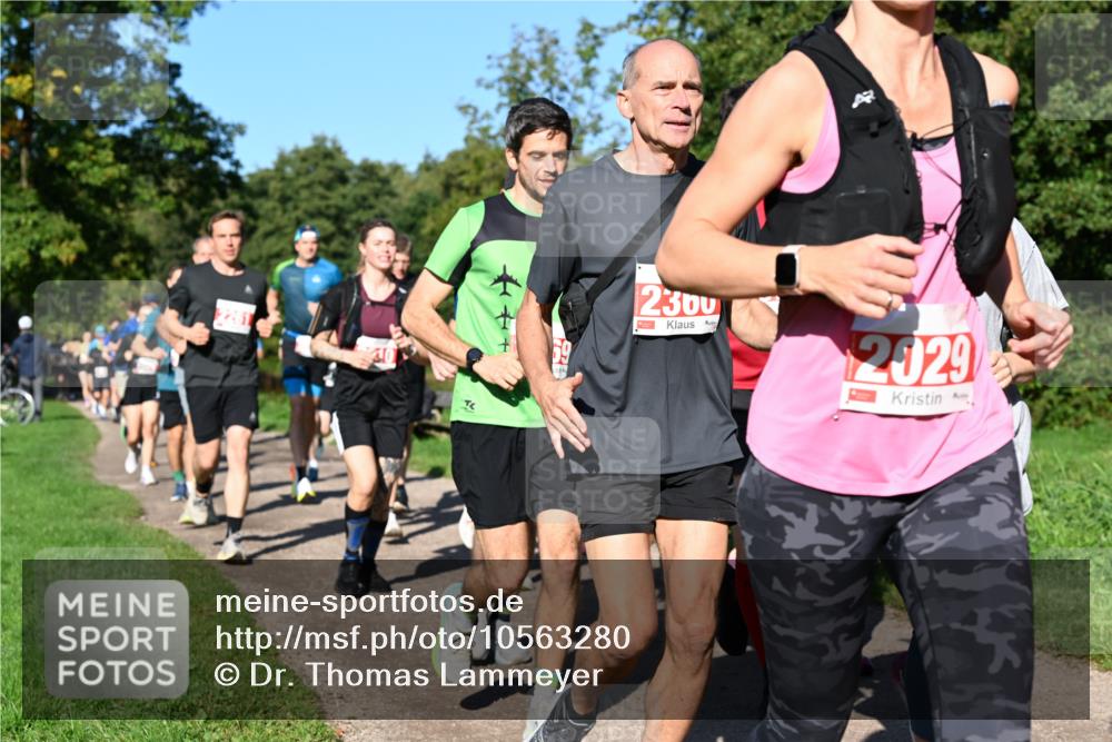 27.09.2026 - 35. Volkslauf durch das schöne Alstertal Dr. Thomas Lammeyer http://msf.ph/oto/10563280 27.09.2026 10:26:26 Laufen 2300, 2029 meine-sportfotos.de