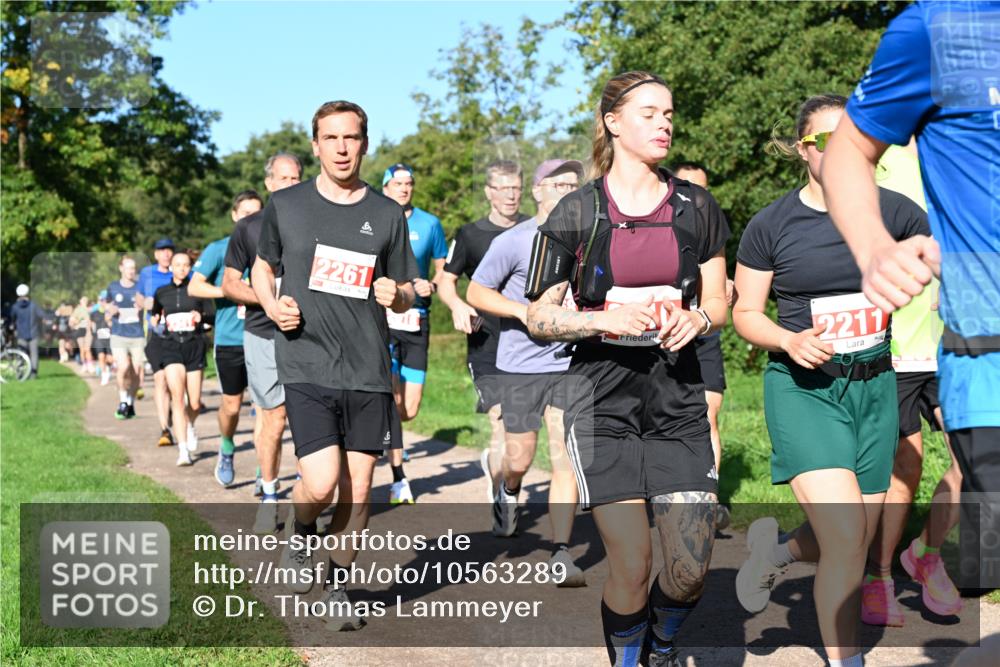 27.09.2026 - 35. Volkslauf durch das schöne Alstertal Dr. Thomas Lammeyer http://msf.ph/oto/10563289 27.09.2026 10:26:27 Laufen 2261, 2211 meine-sportfotos.de