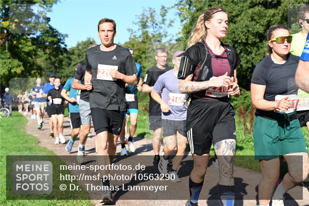 27.09.2026 - 35. Volkslauf durch das schöne Alstertal Dr. Thomas Lammeyer http://msf.ph/oto/10563290 27.09.2026 10:26:28 Laufen 226, 2168 meine-sportfotos.de