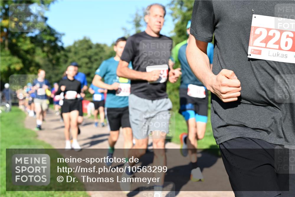 27.09.2026 - 35. Volkslauf durch das schöne Alstertal Dr. Thomas Lammeyer http://msf.ph/oto/10563299 27.09.2026 10:26:29 Laufen 226 meine-sportfotos.de