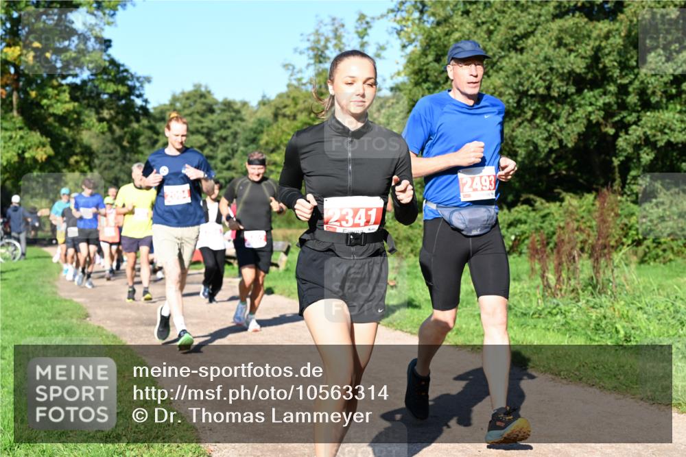 27.09.2026 - 35. Volkslauf durch das schöne Alstertal Dr. Thomas Lammeyer http://msf.ph/oto/10563314 27.09.2026 10:26:31 Laufen 2341, 2493 meine-sportfotos.de