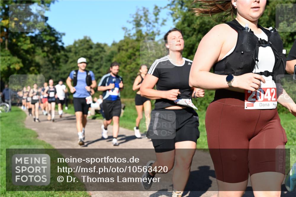 27.09.2026 - 35. Volkslauf durch das schöne Alstertal Dr. Thomas Lammeyer http://msf.ph/oto/10563420 27.09.2026 10:26:49 Laufen 12042 meine-sportfotos.de