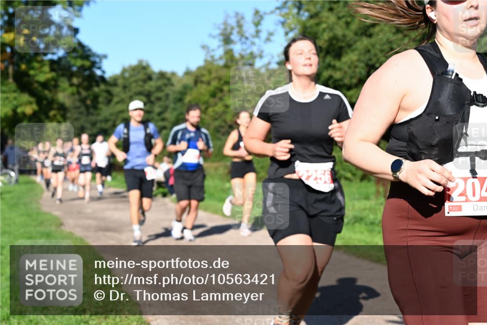 27.09.2026 - 35. Volkslauf durch das schöne Alstertal Dr. Thomas Lammeyer http://msf.ph/oto/10563421 27.09.2026 10:26:49 Laufen 2256, 204 meine-sportfotos.de