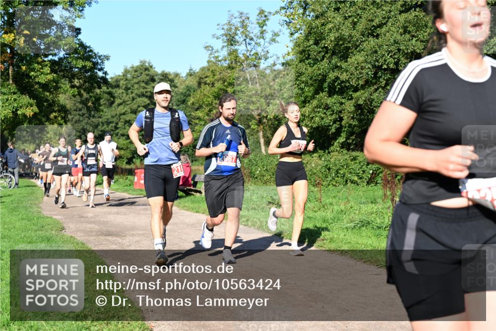 27.09.2026 - 35. Volkslauf durch das schöne Alstertal Dr. Thomas Lammeyer http://msf.ph/oto/10563424 27.09.2026 10:26:50 Laufen 2087, 210 meine-sportfotos.de