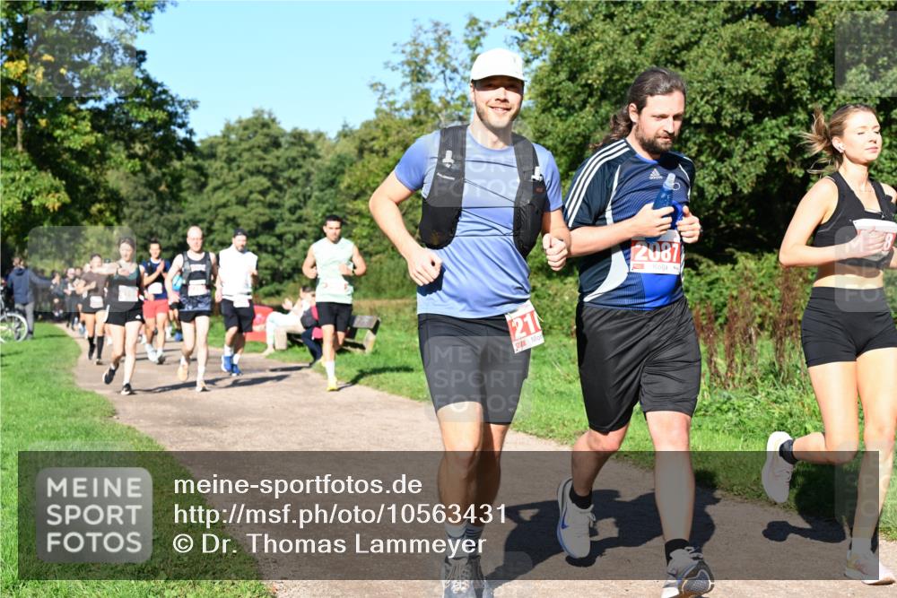 27.09.2026 - 35. Volkslauf durch das schöne Alstertal Dr. Thomas Lammeyer http://msf.ph/oto/10563431 27.09.2026 10:26:51 Laufen 21, 2087 meine-sportfotos.de
