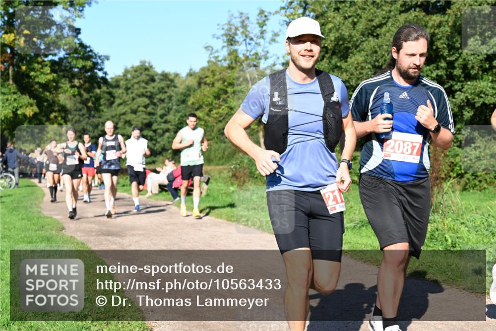 27.09.2026 - 35. Volkslauf durch das schöne Alstertal Dr. Thomas Lammeyer http://msf.ph/oto/10563433 27.09.2026 10:26:51 Laufen 21, 2087 meine-sportfotos.de