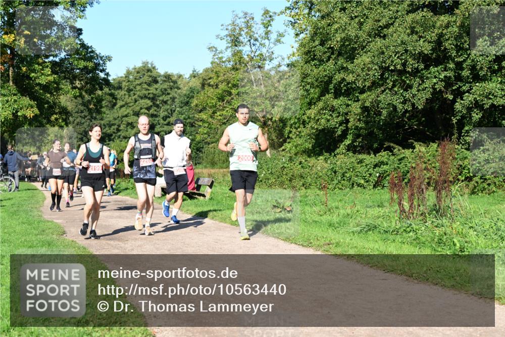 27.09.2026 - 35. Volkslauf durch das schöne Alstertal Dr. Thomas Lammeyer http://msf.ph/oto/10563440 27.09.2026 10:26:53 Laufen 2199, 2202, 2000 meine-sportfotos.de