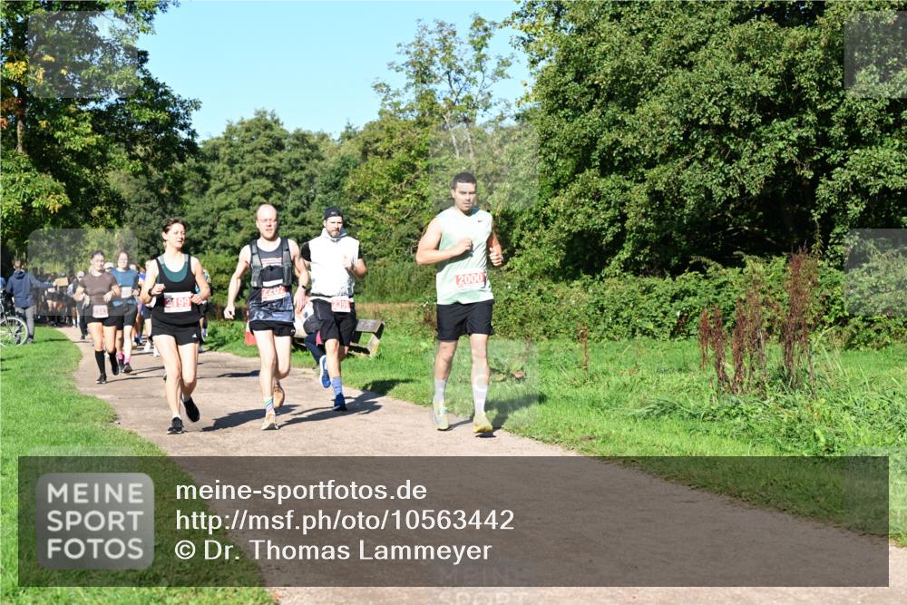 27.09.2026 - 35. Volkslauf durch das schöne Alstertal Dr. Thomas Lammeyer http://msf.ph/oto/10563442 27.09.2026 10:26:53 Laufen 2199, 2000 meine-sportfotos.de