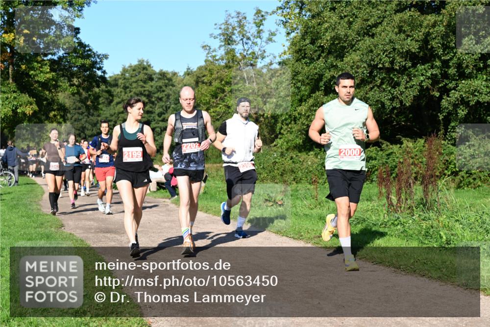 27.09.2026 - 35. Volkslauf durch das schöne Alstertal Dr. Thomas Lammeyer http://msf.ph/oto/10563450 27.09.2026 10:26:54 Laufen 2199, 343, 2202, 2000 meine-sportfotos.de