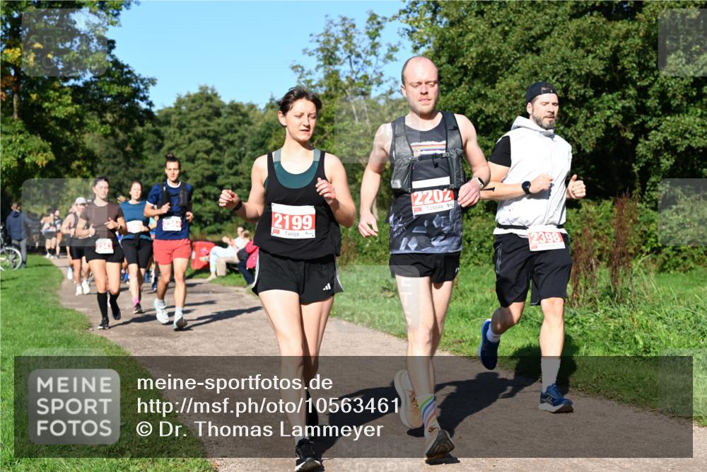 27.09.2026 - 35. Volkslauf durch das schöne Alstertal Dr. Thomas Lammeyer http://msf.ph/oto/10563461 27.09.2026 10:26:56 Laufen 2343, 2199, 2202 meine-sportfotos.de