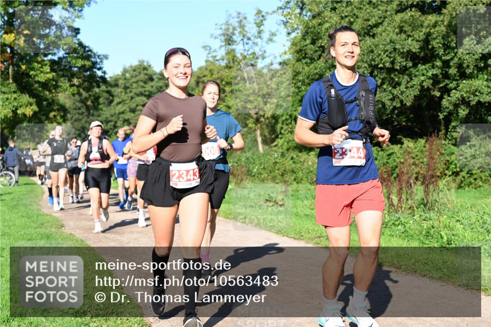 27.09.2026 - 35. Volkslauf durch das schöne Alstertal Dr. Thomas Lammeyer http://msf.ph/oto/10563483 27.09.2026 10:26:59 Laufen  meine-sportfotos.de
