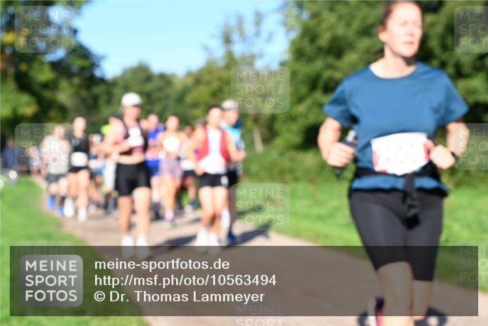 27.09.2026 - 35. Volkslauf durch das schöne Alstertal Dr. Thomas Lammeyer http://msf.ph/oto/10563494 27.09.2026 10:27:01 Laufen  meine-sportfotos.de