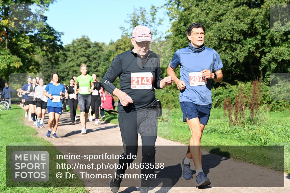 27.09.2026 - 35. Volkslauf durch das schöne Alstertal Dr. Thomas Lammeyer http://msf.ph/oto/10563538 27.09.2026 10:27:09 Laufen 2143, 1, 207 meine-sportfotos.de
