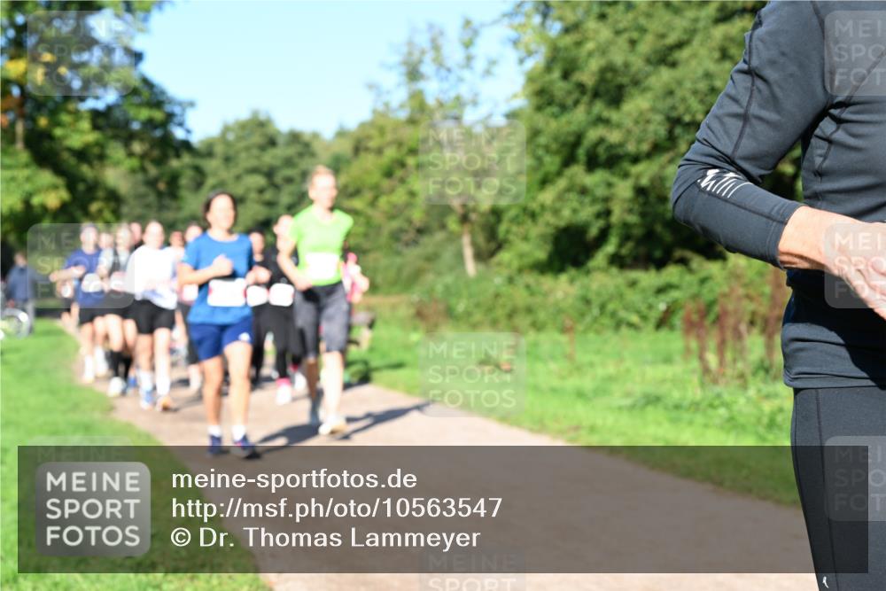 27.09.2026 - 35. Volkslauf durch das schöne Alstertal Dr. Thomas Lammeyer http://msf.ph/oto/10563547 27.09.2026 10:27:10 Laufen  meine-sportfotos.de