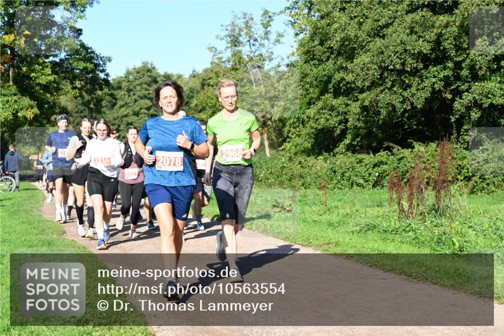 27.09.2026 - 35. Volkslauf durch das schöne Alstertal Dr. Thomas Lammeyer http://msf.ph/oto/10563554 27.09.2026 10:27:11 Laufen 2427, 2078, 2968 meine-sportfotos.de