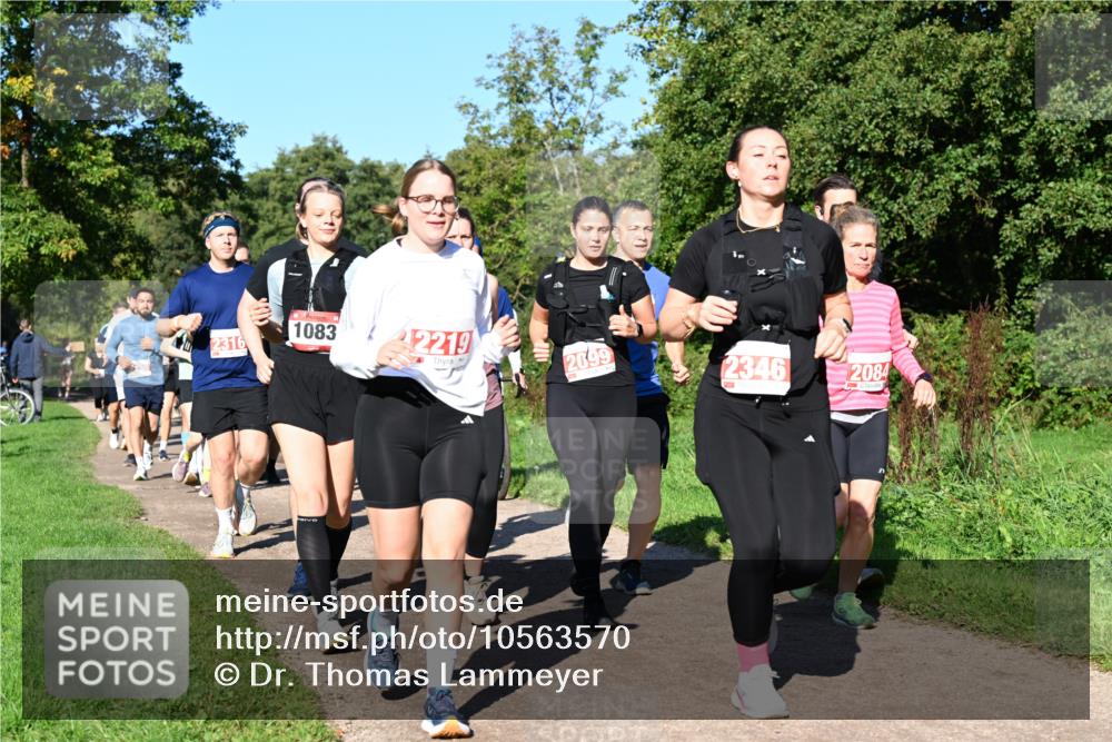 27.09.2026 - 35. Volkslauf durch das schöne Alstertal Dr. Thomas Lammeyer http://msf.ph/oto/10563570 27.09.2026 10:27:14 Laufen 1083, 2316, 2219, 2099, 2346, 2084 meine-sportfotos.de