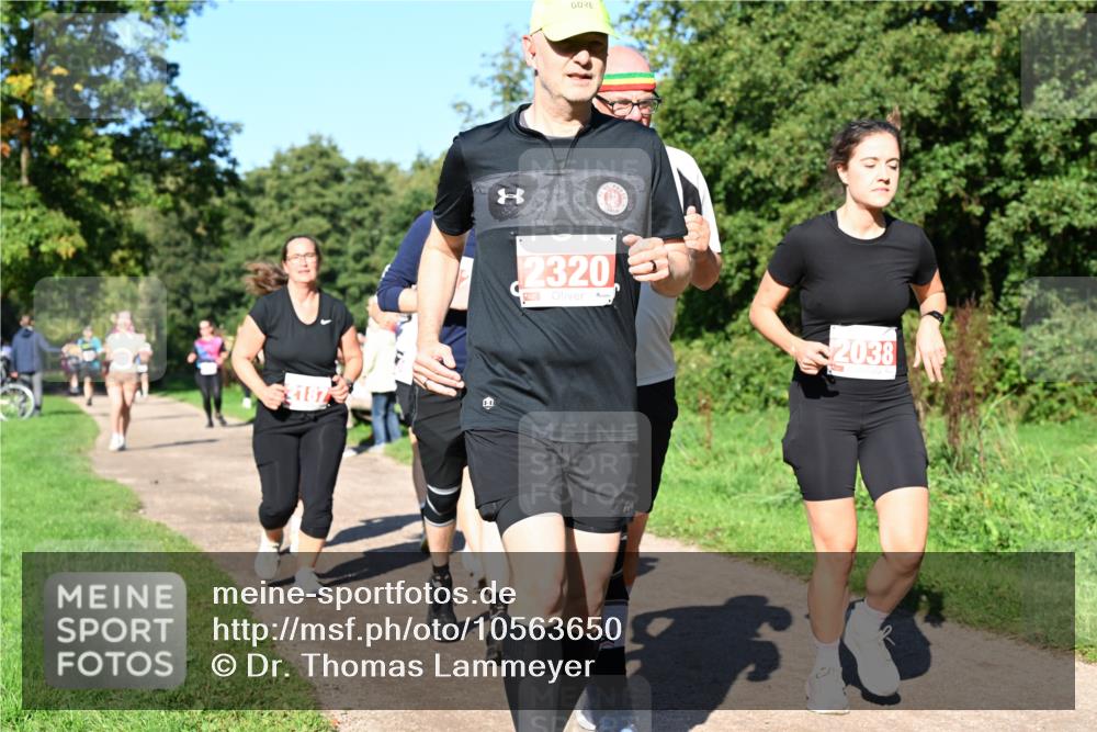 27.09.2026 - 35. Volkslauf durch das schöne Alstertal Dr. Thomas Lammeyer http://msf.ph/oto/10563650 27.09.2026 10:27:26 Laufen 53187, 2320, 2038 meine-sportfotos.de