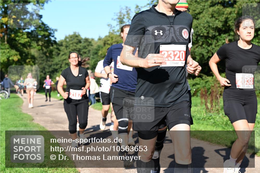 27.09.2026 - 35. Volkslauf durch das schöne Alstertal Dr. Thomas Lammeyer http://msf.ph/oto/10563653 27.09.2026 10:27:27 Laufen 2320, 2038 meine-sportfotos.de