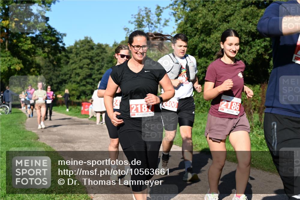 27.09.2026 - 35. Volkslauf durch das schöne Alstertal Dr. Thomas Lammeyer http://msf.ph/oto/10563661 27.09.2026 10:27:28 Laufen 2187400, 2186 meine-sportfotos.de