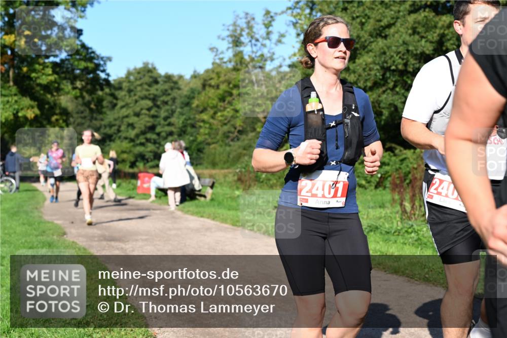 27.09.2026 - 35. Volkslauf durch das schöne Alstertal Dr. Thomas Lammeyer http://msf.ph/oto/10563670 27.09.2026 10:27:29 Laufen 2401, 240 meine-sportfotos.de