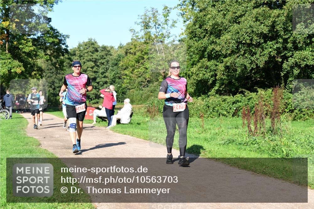 27.09.2026 - 35. Volkslauf durch das schöne Alstertal Dr. Thomas Lammeyer http://msf.ph/oto/10563703 27.09.2026 10:27:36 Laufen 2474, 2475 meine-sportfotos.de
