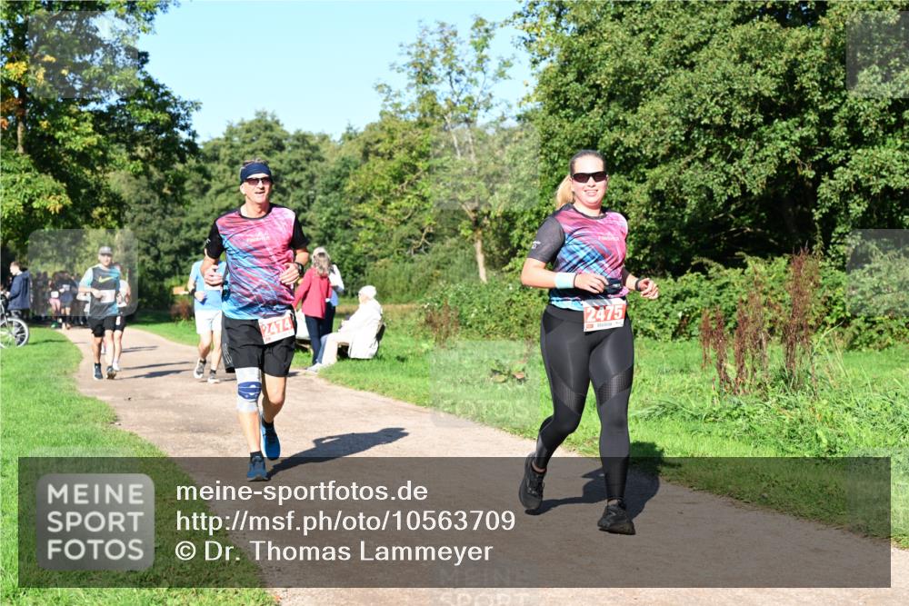 27.09.2026 - 35. Volkslauf durch das schöne Alstertal Dr. Thomas Lammeyer http://msf.ph/oto/10563709 27.09.2026 10:27:37 Laufen 2474, 2475 meine-sportfotos.de