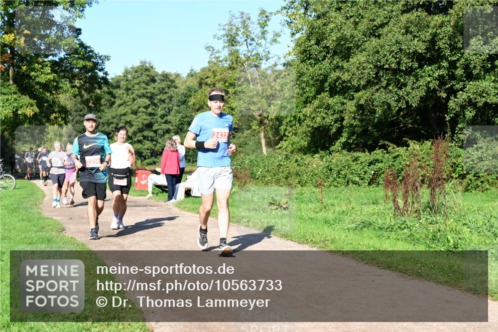 27.09.2026 - 35. Volkslauf durch das schöne Alstertal Dr. Thomas Lammeyer http://msf.ph/oto/10563733 27.09.2026 10:27:41 Laufen  meine-sportfotos.de