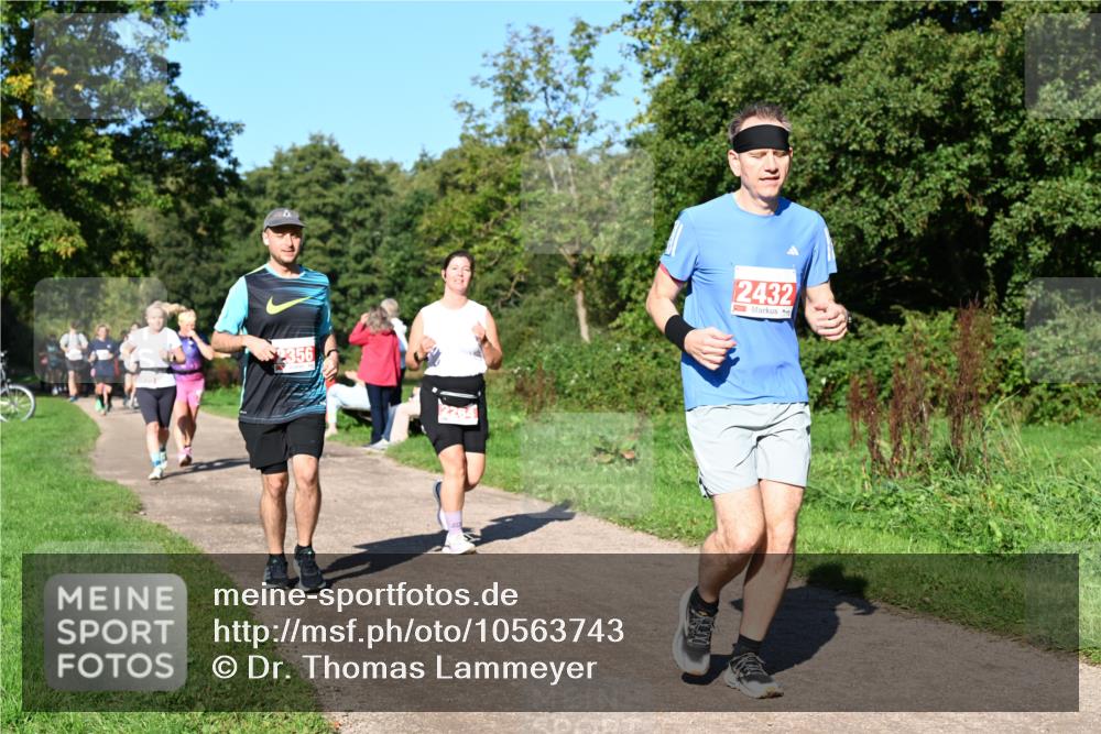 27.09.2026 - 35. Volkslauf durch das schöne Alstertal Dr. Thomas Lammeyer http://msf.ph/oto/10563743 27.09.2026 10:27:43 Laufen 2356, 2432 meine-sportfotos.de