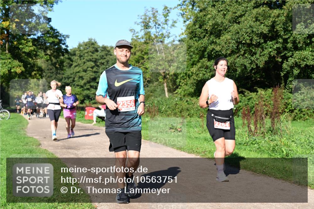 27.09.2026 - 35. Volkslauf durch das schöne Alstertal Dr. Thomas Lammeyer http://msf.ph/oto/10563751 27.09.2026 10:27:44 Laufen 2356 meine-sportfotos.de