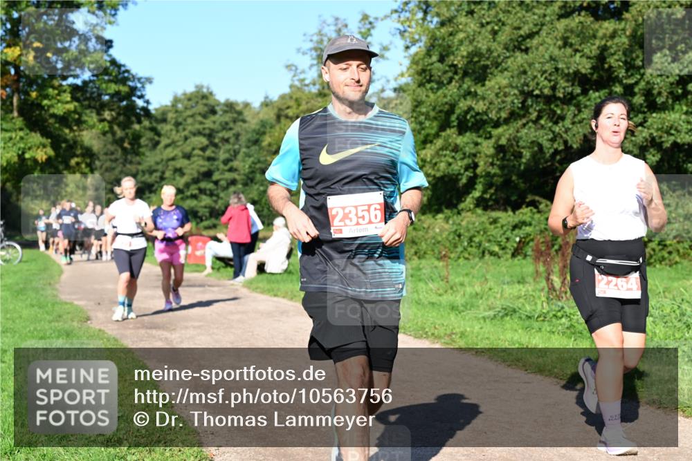 27.09.2026 - 35. Volkslauf durch das schöne Alstertal Dr. Thomas Lammeyer http://msf.ph/oto/10563756 27.09.2026 10:27:45 Laufen 2356, 2264 meine-sportfotos.de