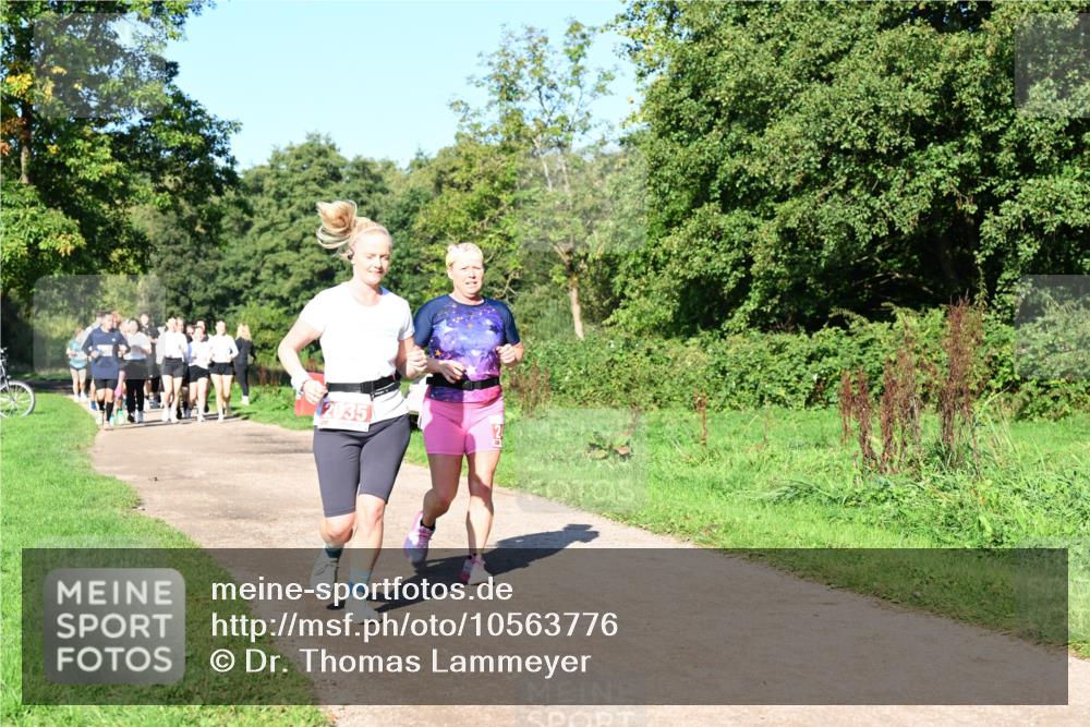 27.09.2026 - 35. Volkslauf durch das schöne Alstertal Dr. Thomas Lammeyer http://msf.ph/oto/10563776 27.09.2026 10:27:48 Laufen 035 meine-sportfotos.de