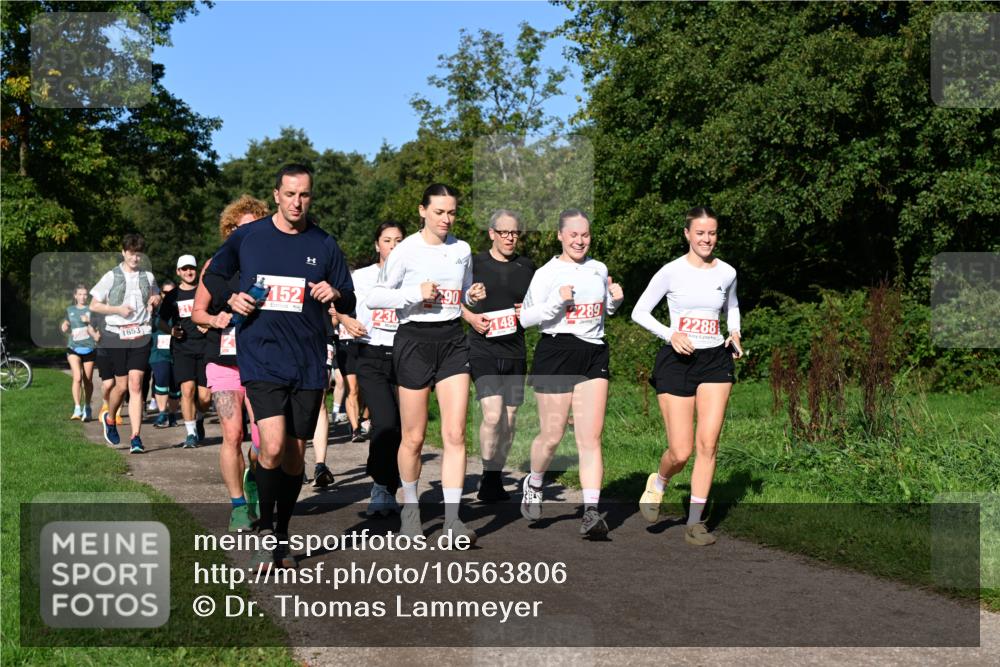 27.09.2026 - 35. Volkslauf durch das schöne Alstertal Dr. Thomas Lammeyer http://msf.ph/oto/10563806 27.09.2026 10:27:59 Laufen 1653, 2152, 148, 2289, 2288 meine-sportfotos.de