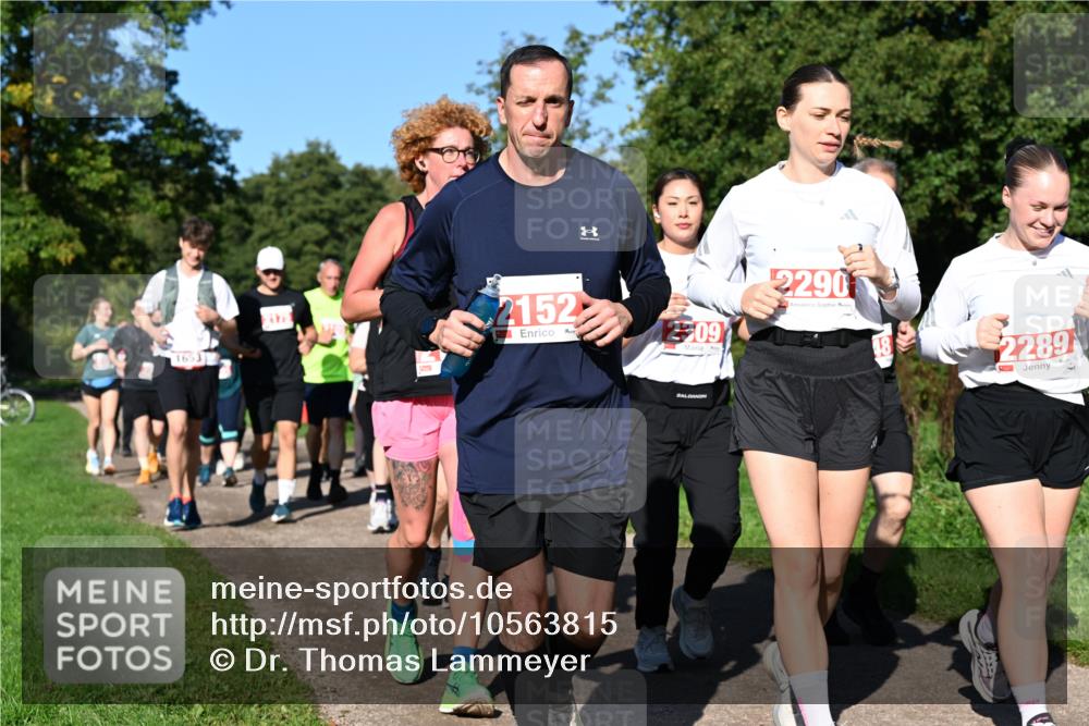 27.09.2026 - 35. Volkslauf durch das schöne Alstertal Dr. Thomas Lammeyer http://msf.ph/oto/10563815 27.09.2026 10:28:01 Laufen  meine-sportfotos.de