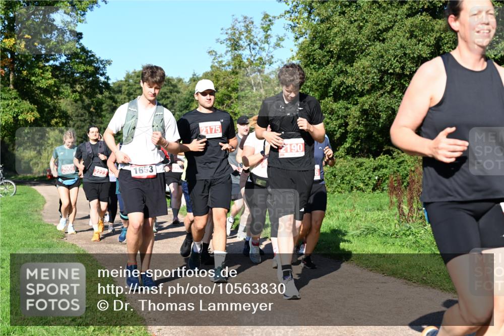 27.09.2026 - 35. Volkslauf durch das schöne Alstertal Dr. Thomas Lammeyer http://msf.ph/oto/10563830 27.09.2026 10:28:03 Laufen 2006, 2223, 1653, 2175, 2190 meine-sportfotos.de