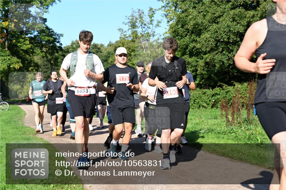 27.09.2026 - 35. Volkslauf durch das schöne Alstertal Dr. Thomas Lammeyer http://msf.ph/oto/10563831 27.09.2026 10:28:03 Laufen 2006, 2223, 1653, 2175, 2190 meine-sportfotos.de