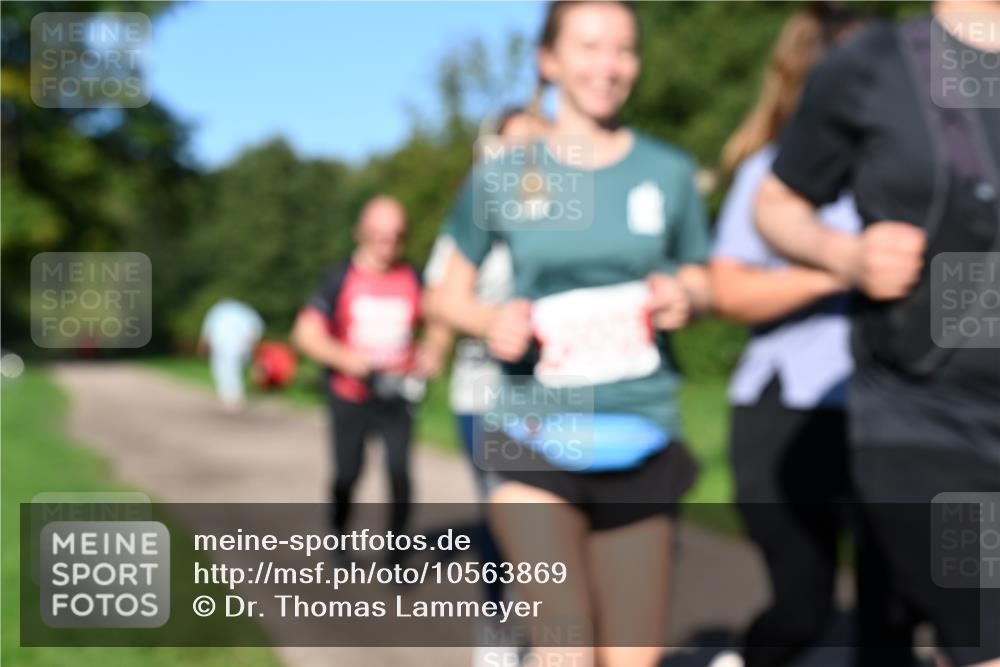 27.09.2026 - 35. Volkslauf durch das schöne Alstertal Dr. Thomas Lammeyer http://msf.ph/oto/10563869 27.09.2026 10:28:09 Laufen  meine-sportfotos.de