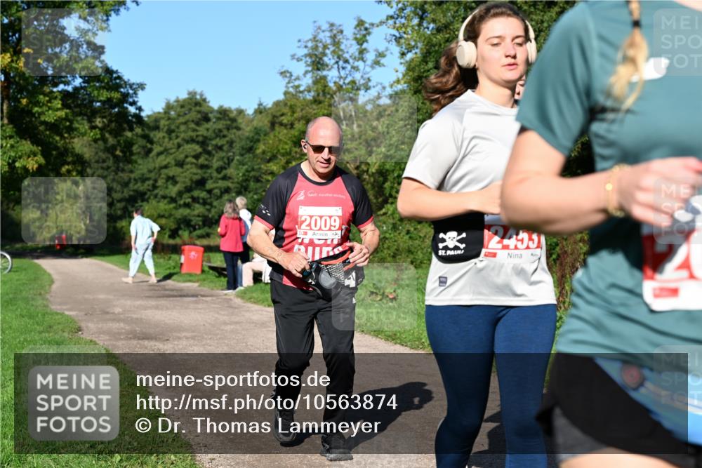 27.09.2026 - 35. Volkslauf durch das schöne Alstertal Dr. Thomas Lammeyer http://msf.ph/oto/10563874 27.09.2026 10:28:10 Laufen 2009, 2453, 2 meine-sportfotos.de