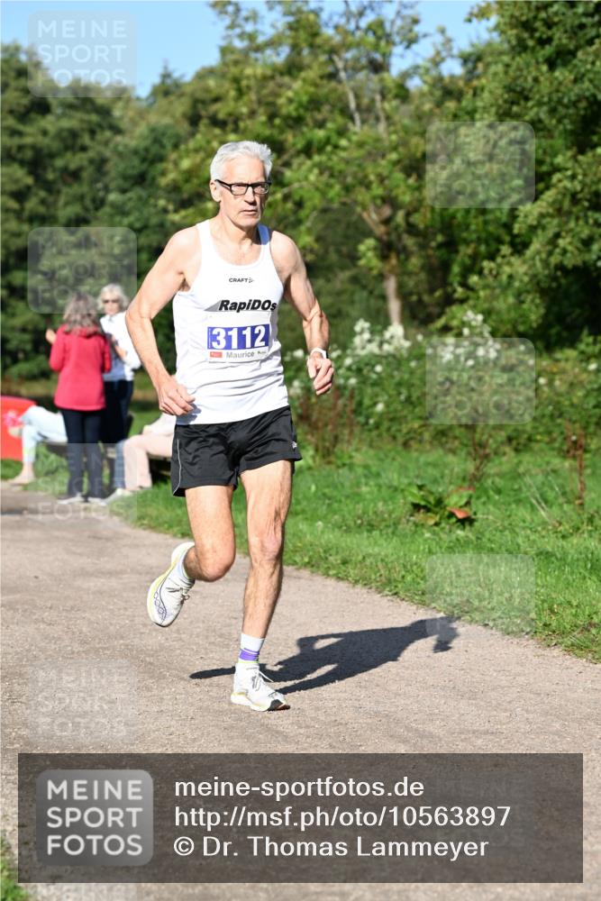 27.09.2026 - 35. Volkslauf durch das schöne Alstertal Dr. Thomas Lammeyer http://msf.ph/oto/10563897 27.09.2026 10:33:32 Laufen 3112 meine-sportfotos.de