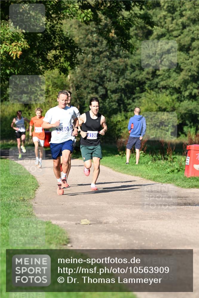 27.09.2026 - 35. Volkslauf durch das schöne Alstertal Dr. Thomas Lammeyer http://msf.ph/oto/10563909 27.09.2026 10:33:39 Laufen 3360, 3100 meine-sportfotos.de