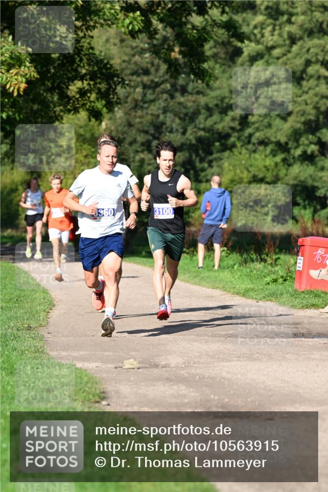 27.09.2026 - 35. Volkslauf durch das schöne Alstertal Dr. Thomas Lammeyer http://msf.ph/oto/10563915 27.09.2026 10:33:39 Laufen 3360, 3100 meine-sportfotos.de