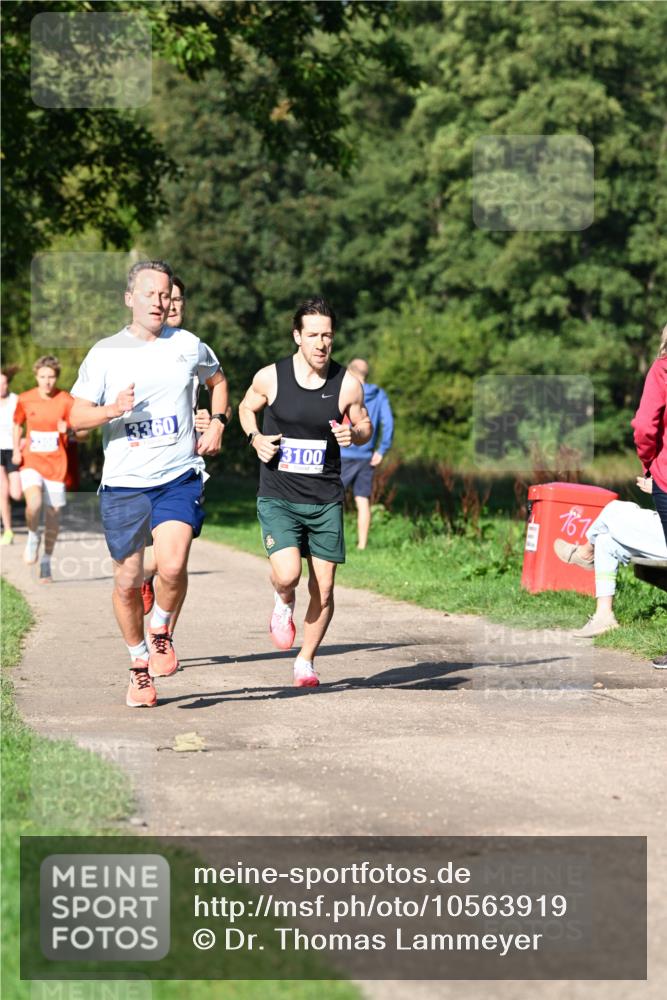 27.09.2026 - 35. Volkslauf durch das schöne Alstertal Dr. Thomas Lammeyer http://msf.ph/oto/10563919 27.09.2026 10:33:40 Laufen 3360, 3100, 167 meine-sportfotos.de