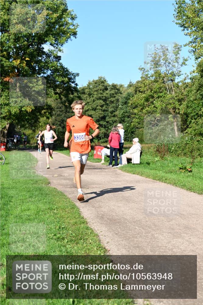 27.09.2026 - 35. Volkslauf durch das schöne Alstertal Dr. Thomas Lammeyer http://msf.ph/oto/10563948 27.09.2026 10:33:47 Laufen 3308 meine-sportfotos.de