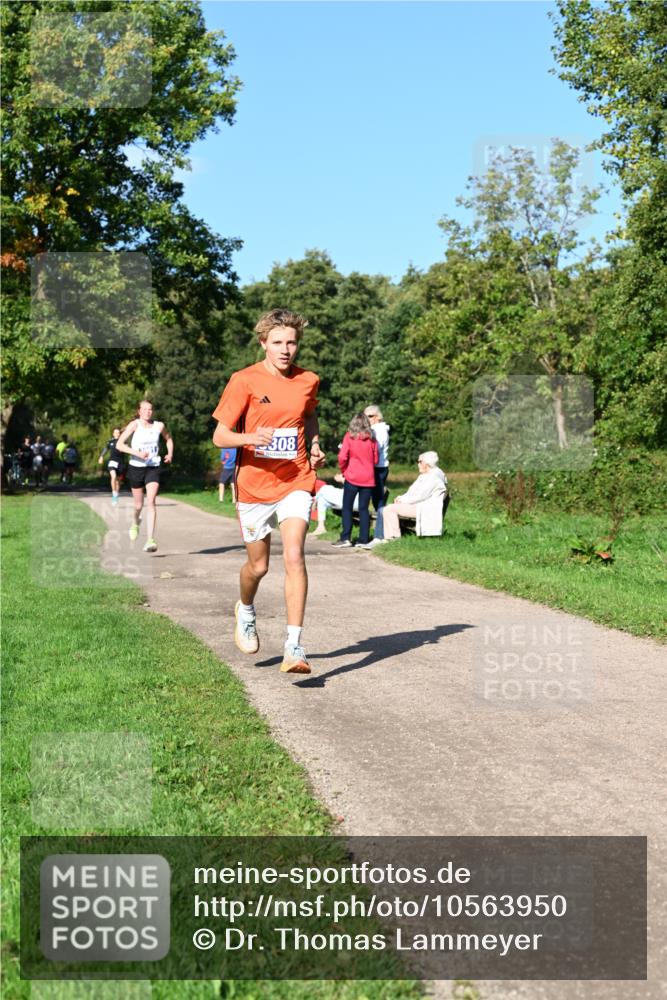 27.09.2026 - 35. Volkslauf durch das schöne Alstertal Dr. Thomas Lammeyer http://msf.ph/oto/10563950 27.09.2026 10:33:47 Laufen 308 meine-sportfotos.de