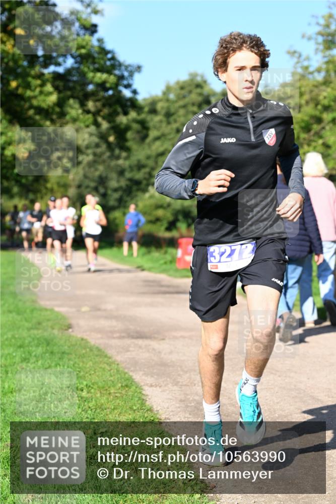 27.09.2026 - 35. Volkslauf durch das schöne Alstertal Dr. Thomas Lammeyer http://msf.ph/oto/10563990 27.09.2026 10:33:56 Laufen 3272 meine-sportfotos.de