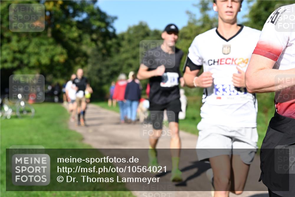 27.09.2026 - 35. Volkslauf durch das schöne Alstertal Dr. Thomas Lammeyer http://msf.ph/oto/10564021 27.09.2026 10:34:03 Laufen 24, 335 meine-sportfotos.de