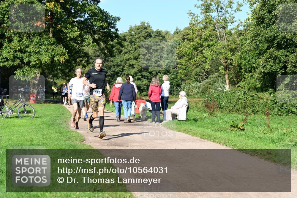 27.09.2026 - 35. Volkslauf durch das schöne Alstertal Dr. Thomas Lammeyer http://msf.ph/oto/10564031 27.09.2026 10:34:05 Laufen  meine-sportfotos.de