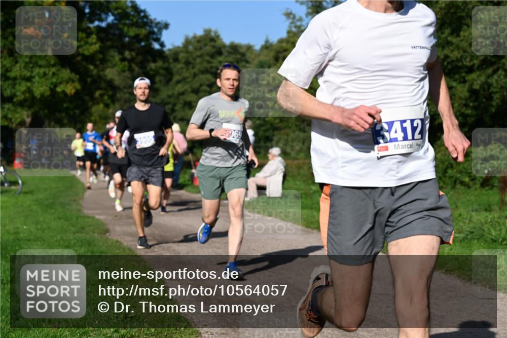27.09.2026 - 35. Volkslauf durch das schöne Alstertal Dr. Thomas Lammeyer http://msf.ph/oto/10564057 27.09.2026 10:34:09 Laufen 5969, 3412 meine-sportfotos.de