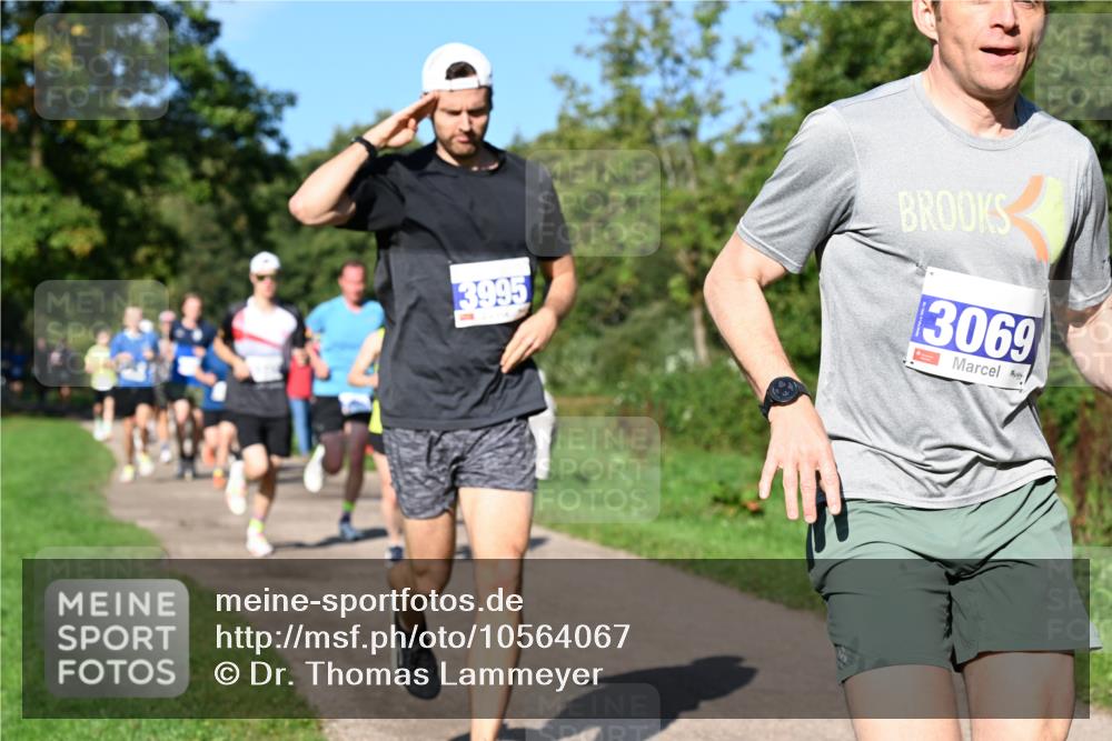 27.09.2026 - 35. Volkslauf durch das schöne Alstertal Dr. Thomas Lammeyer http://msf.ph/oto/10564067 27.09.2026 10:34:11 Laufen 3995, 3069 meine-sportfotos.de
